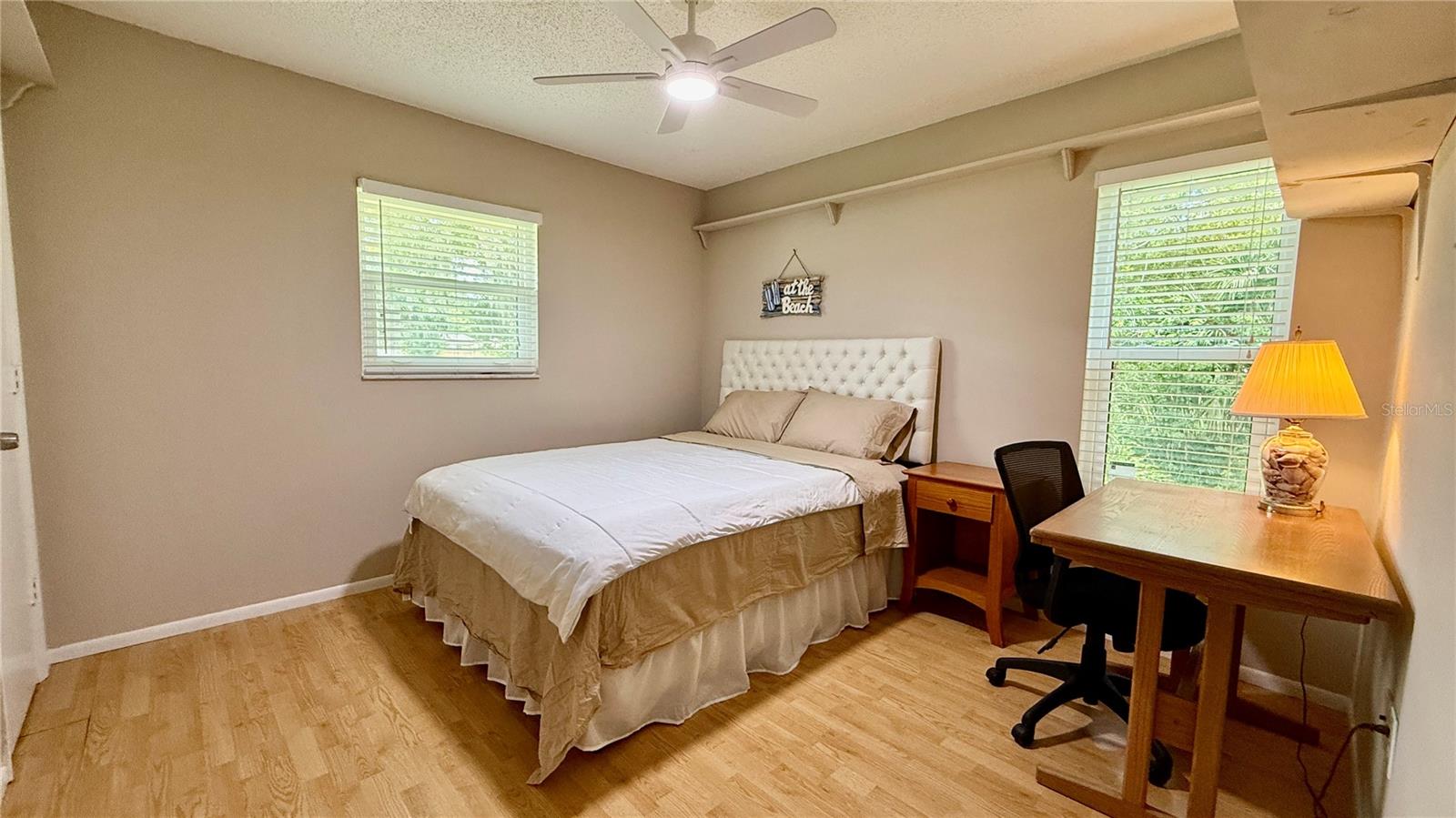 641 HANCOCK AVE — photo 11