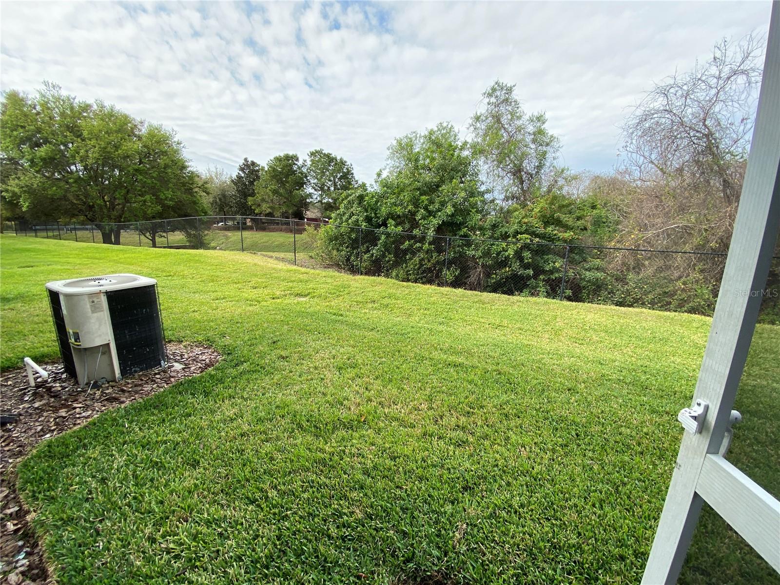 4515 BARNSTEAD DR — photo 18