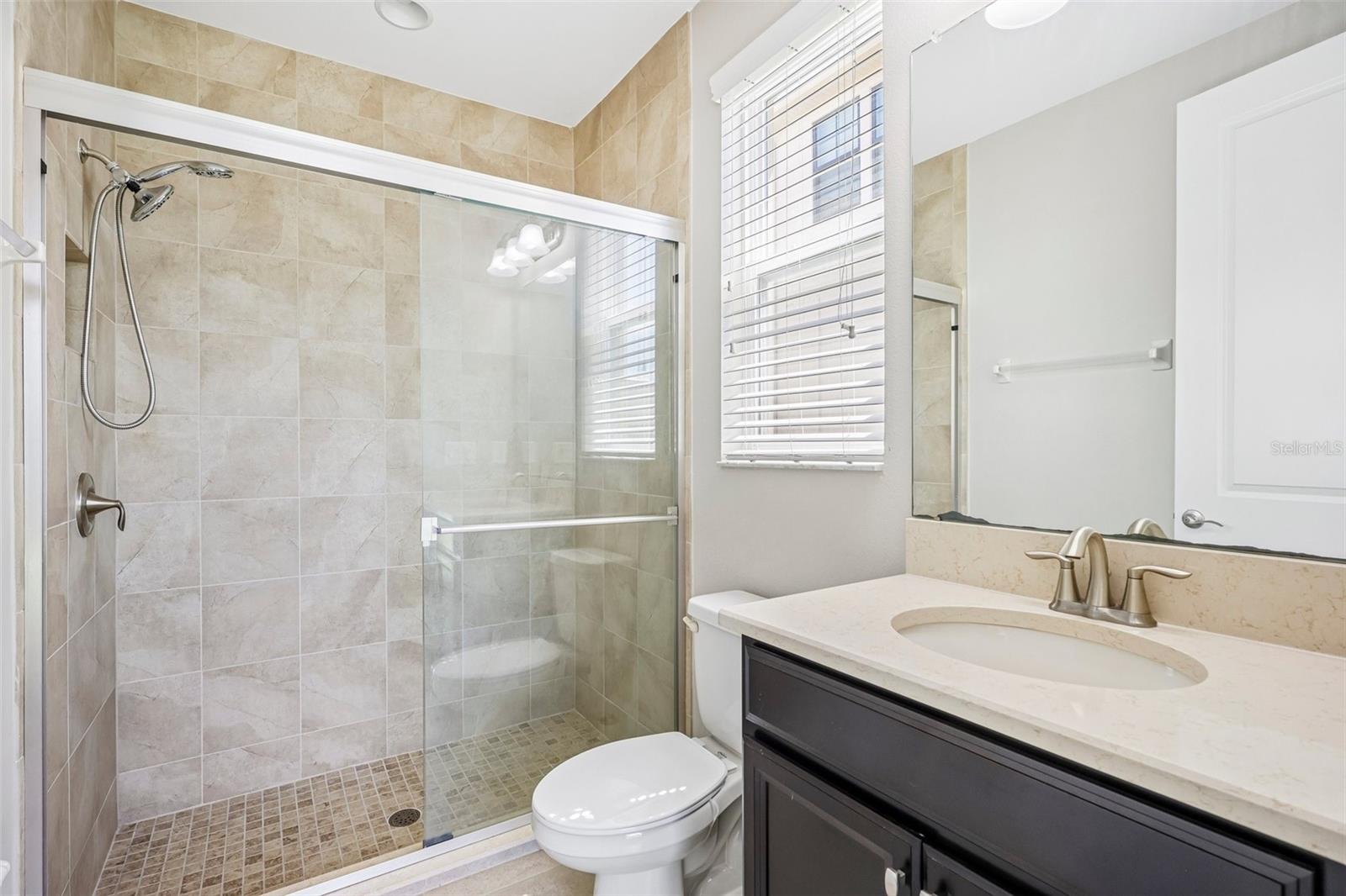 2589 GWYNHURST BLVD — photo 17