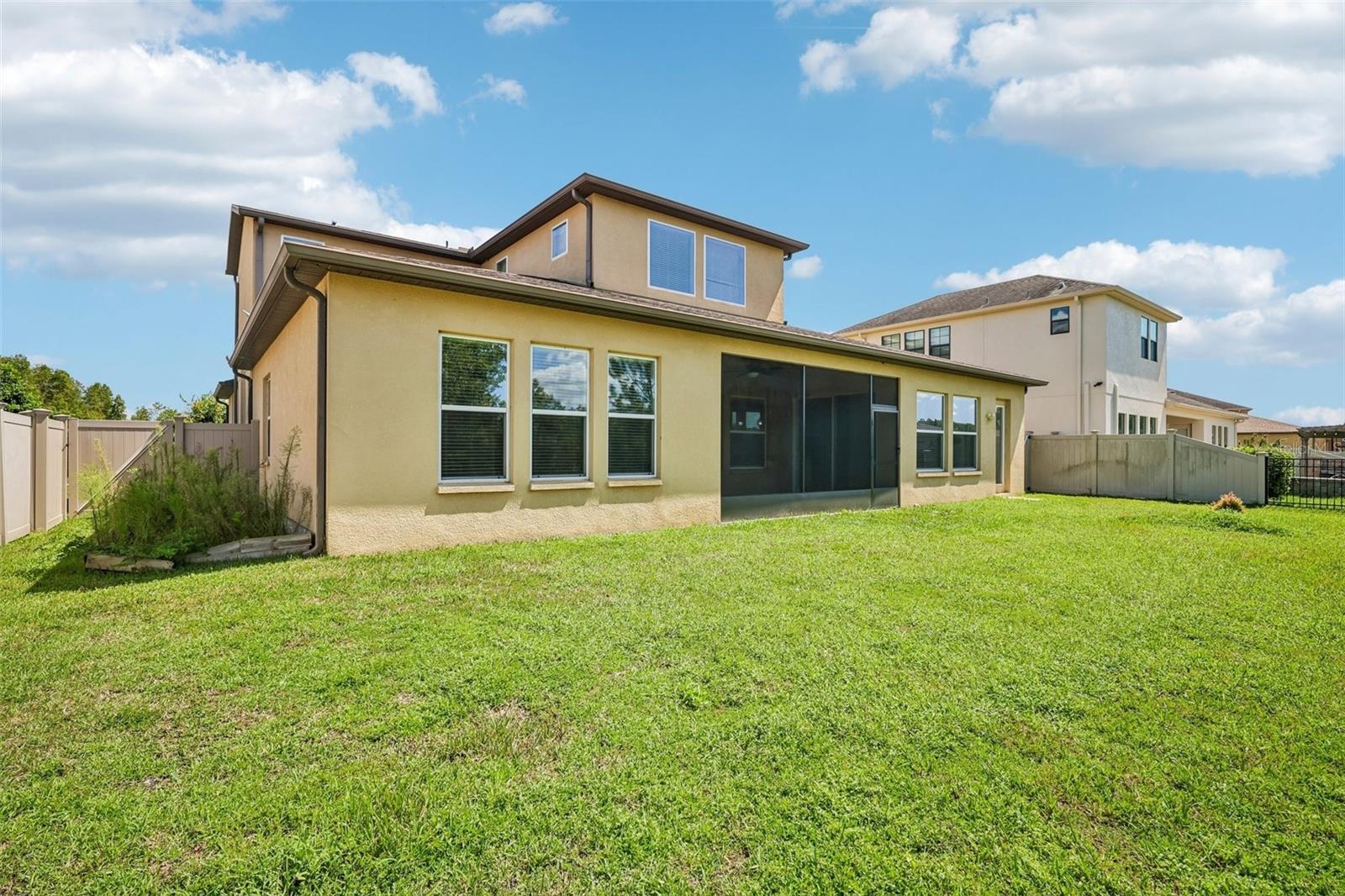 2589 GWYNHURST BLVD — photo 31