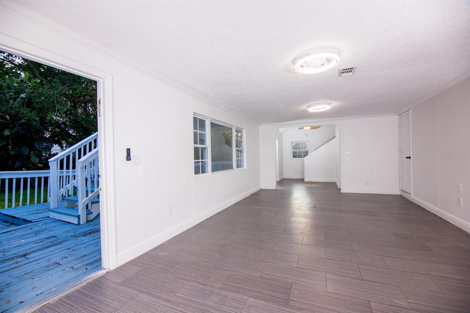 1655 DREW ST — photo 3