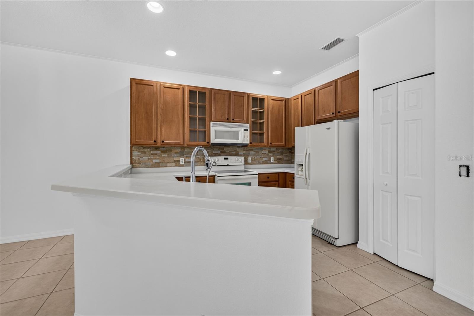 125 SHELL FALLS DR — photo 9