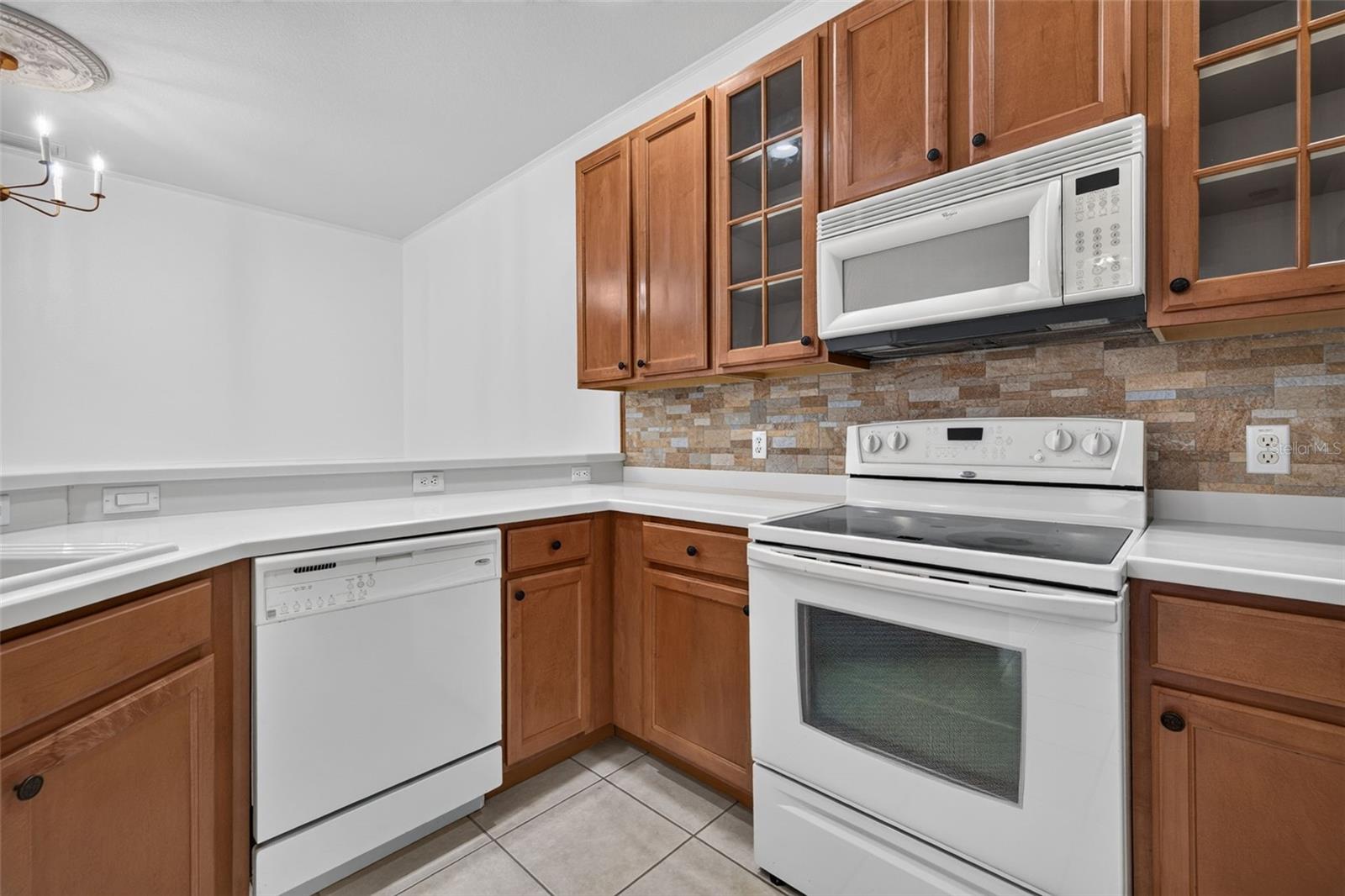125 SHELL FALLS DR — photo 12