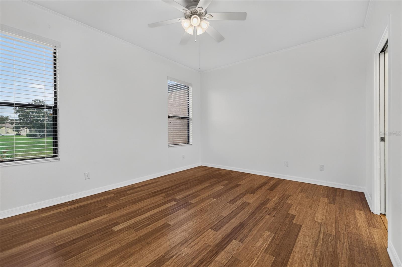 125 SHELL FALLS DR — photo 14