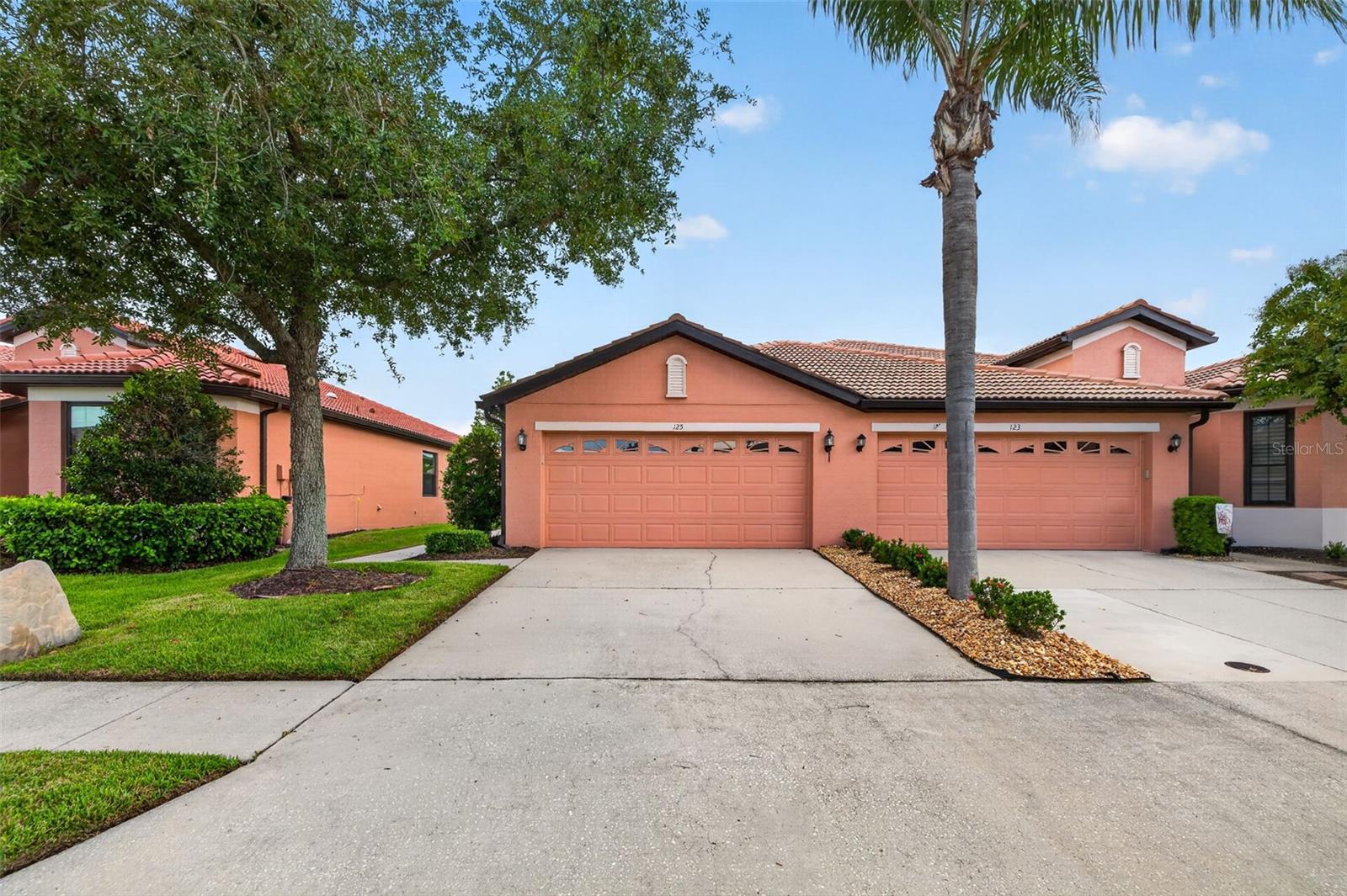 125 SHELL FALLS DR — photo 42