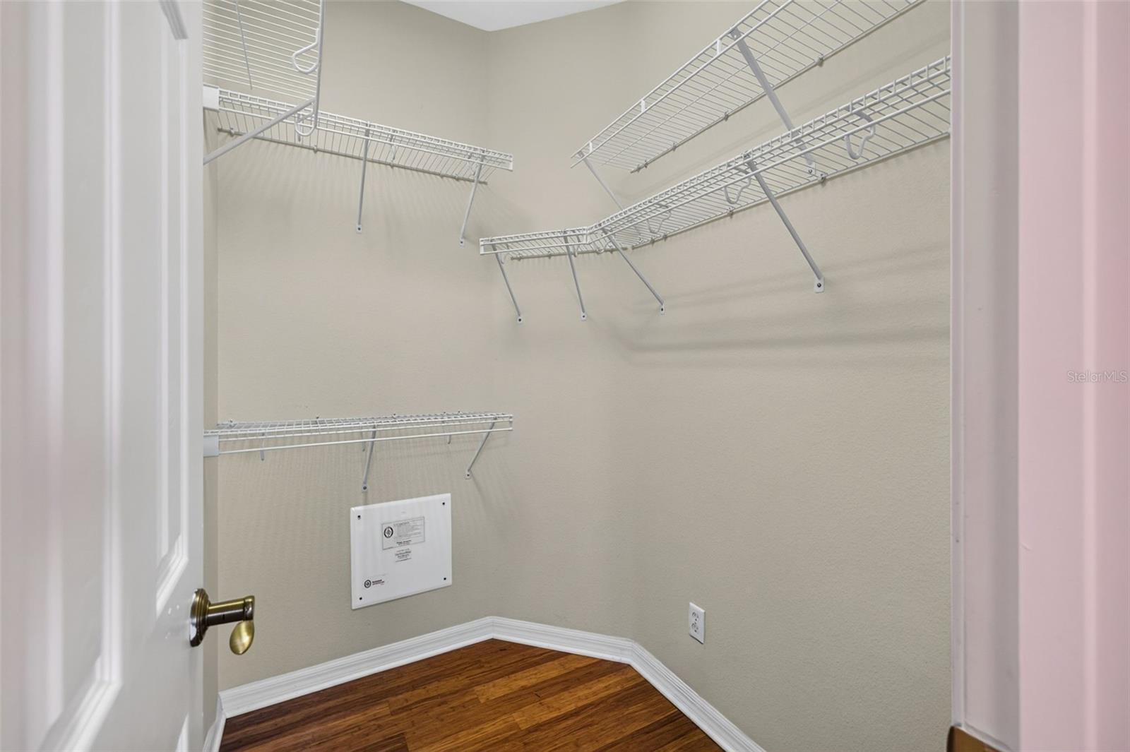 125 SHELL FALLS DR — photo 18