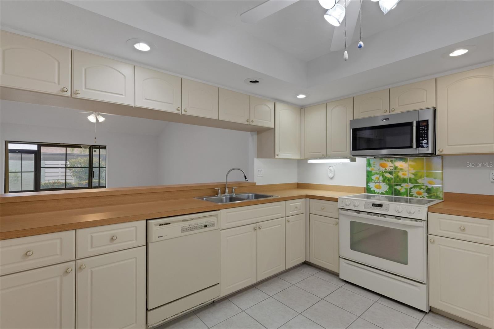 4465 ATWOOD CAY CIR #12 — photo 5