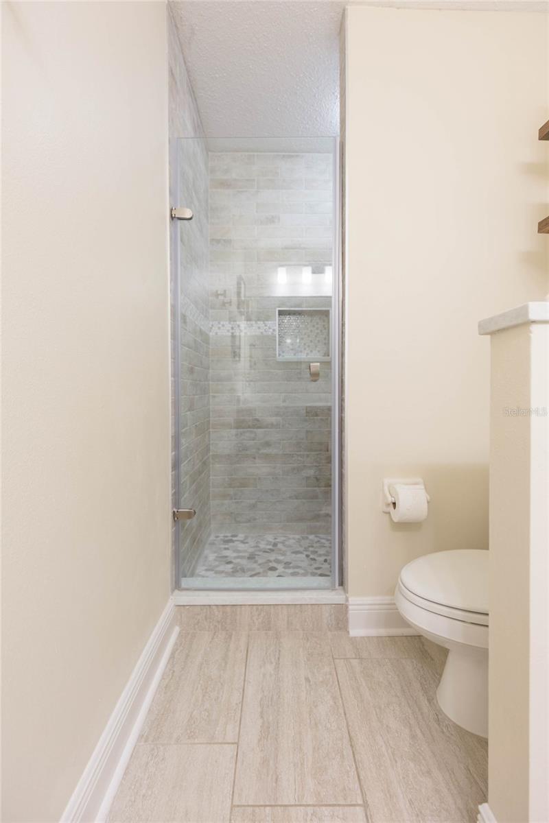 1050 STARKEY RD #104 — photo 28