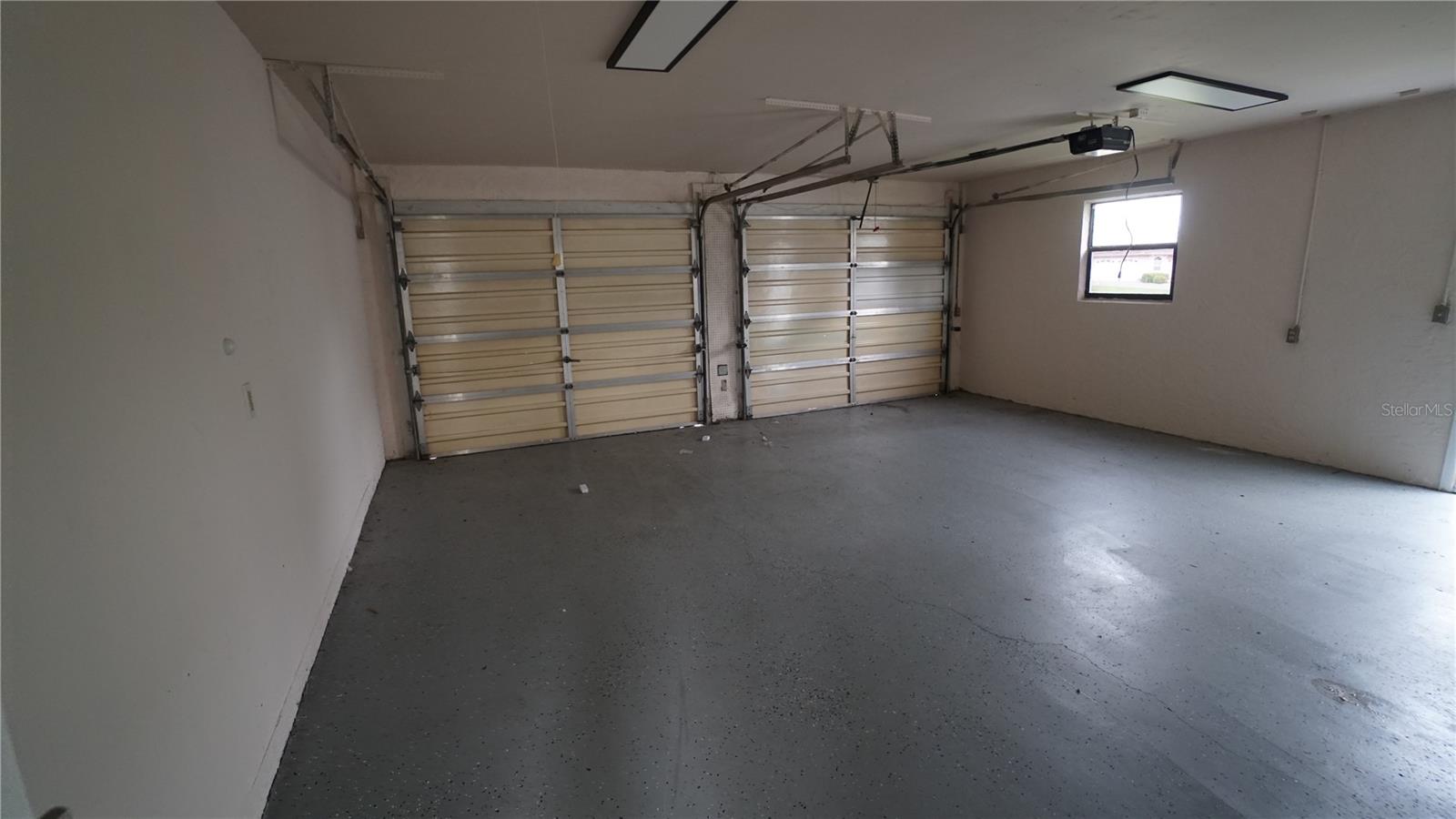 4372 ULSTER AVE — photo 15