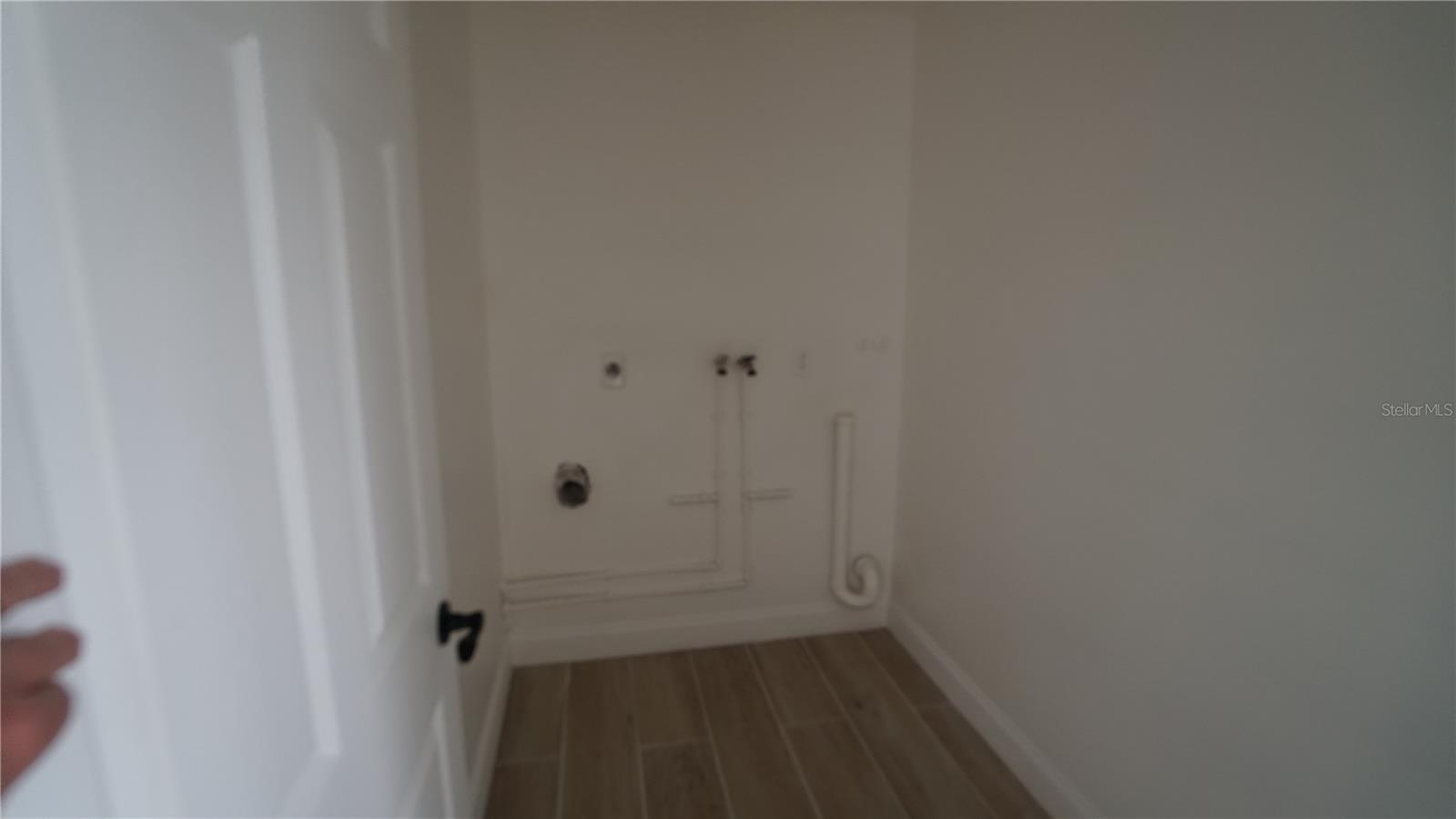 4372 ULSTER AVE — photo 16