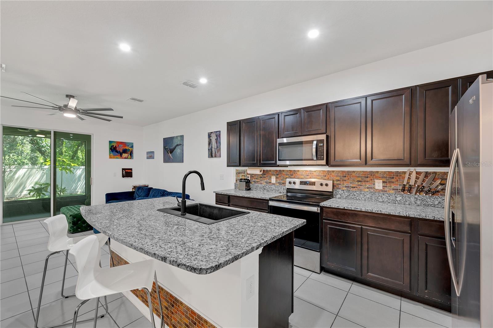 3209 PLEASANT WILLOW CT — photo 4