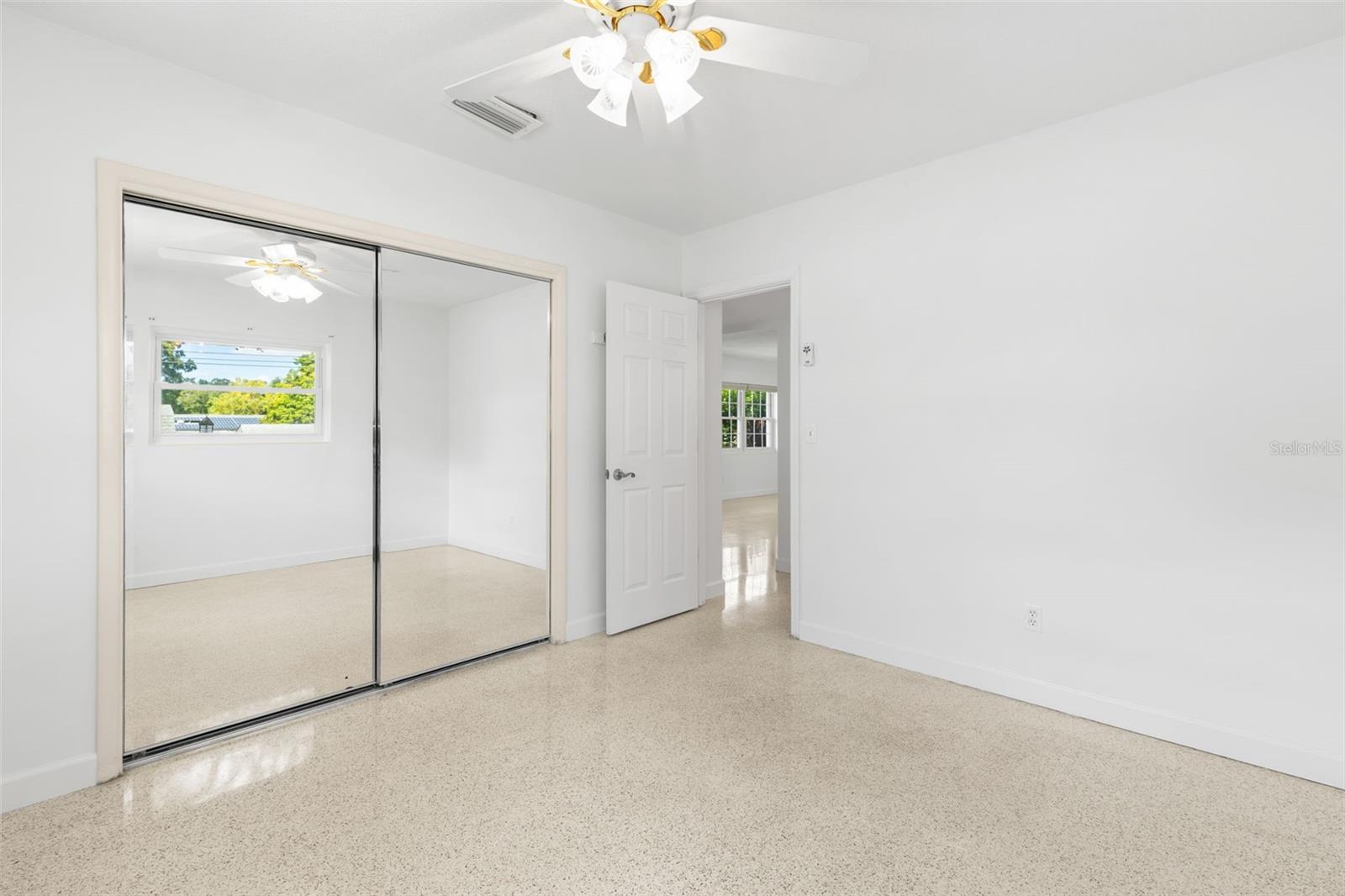 1653 S EVERGREEN AVE — photo 25