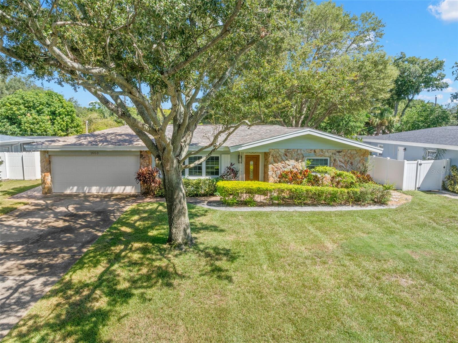 1653 S EVERGREEN AVE — photo 35