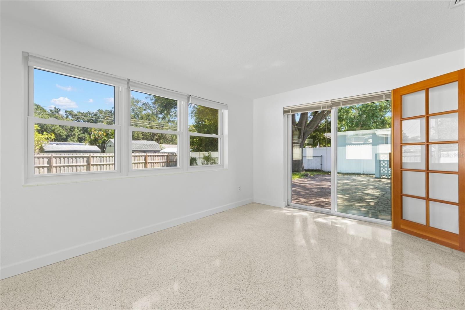 1653 S EVERGREEN AVE — photo 20