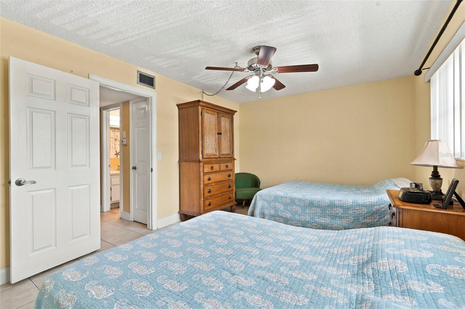 2525 W BAY DR #A22 — photo 10