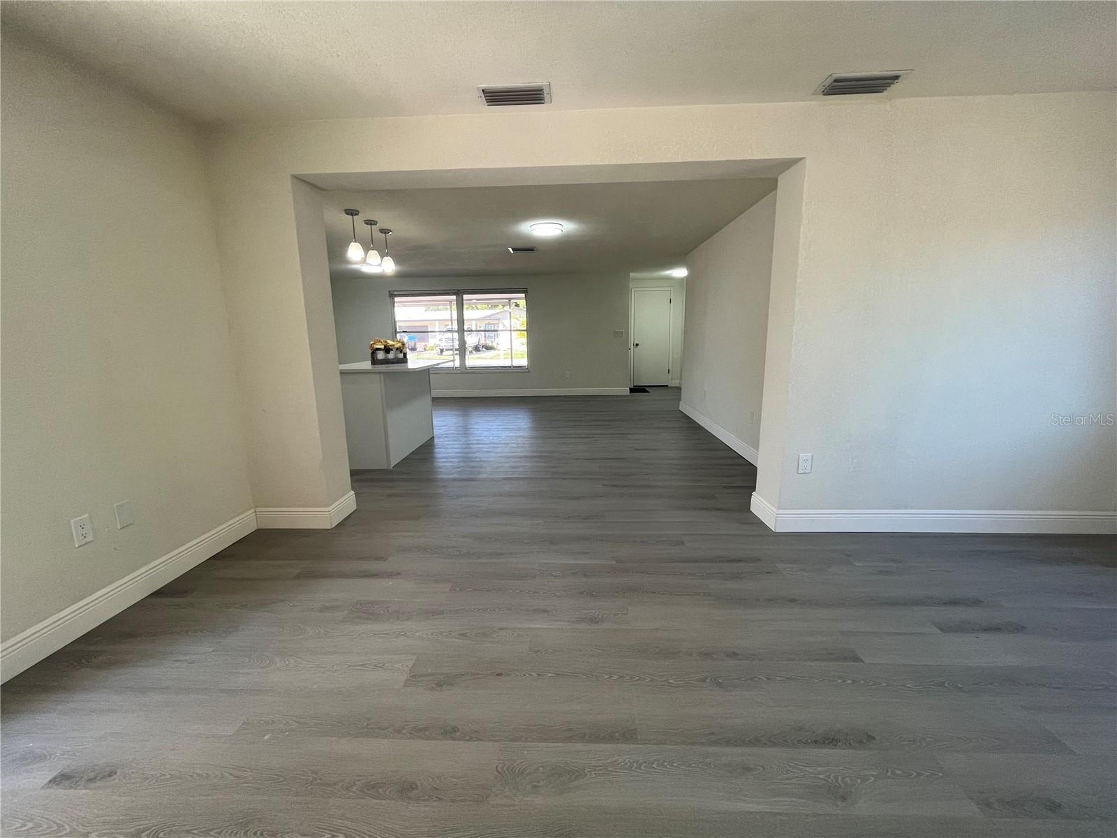 3314 COLUMBUS DR — photo 19