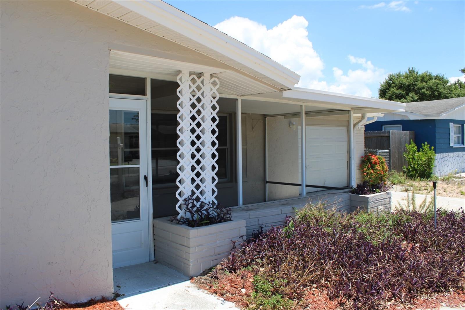 3314 COLUMBUS DR — photo 3