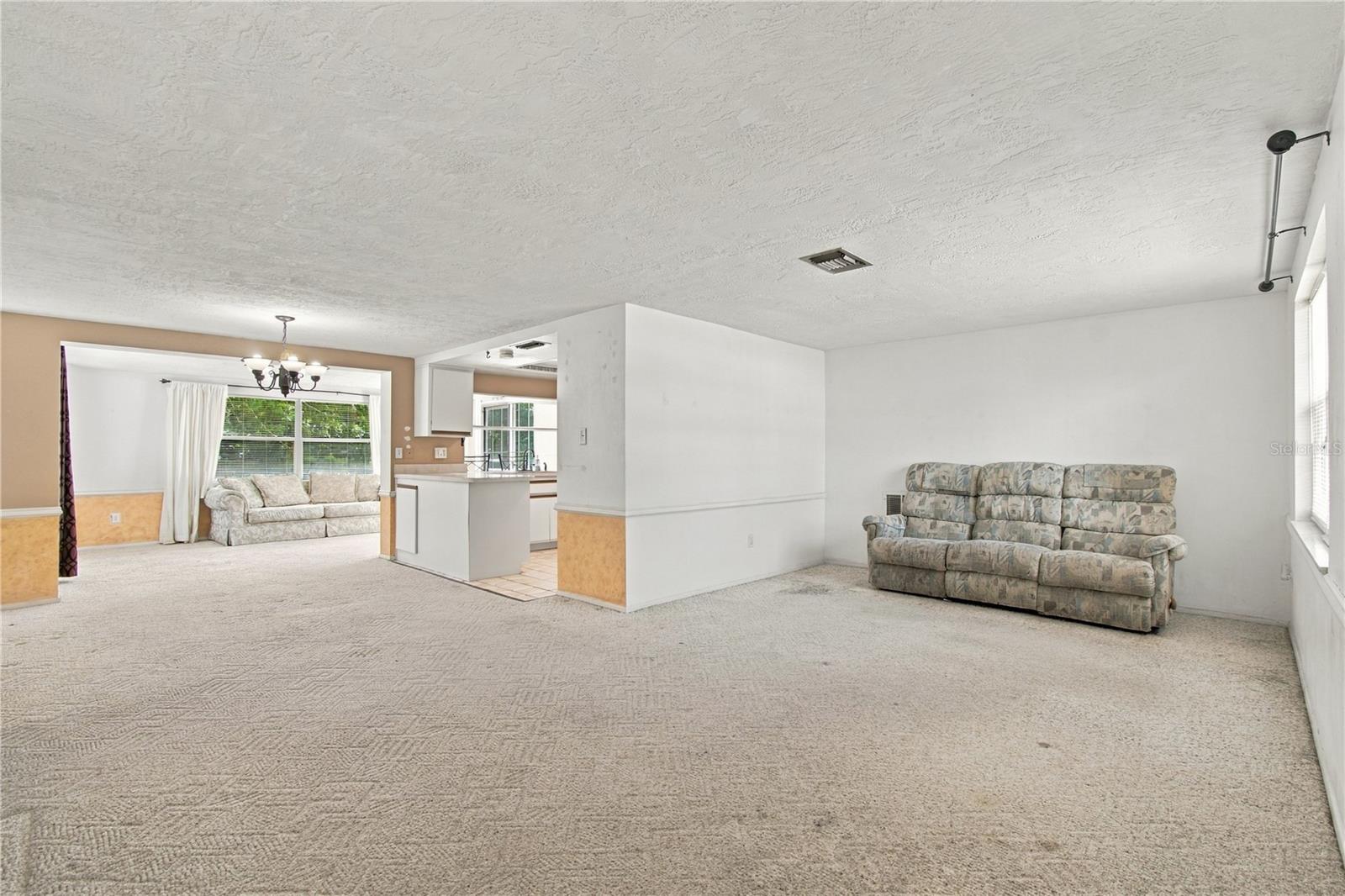 1110 E BOYER ST — photo 5
