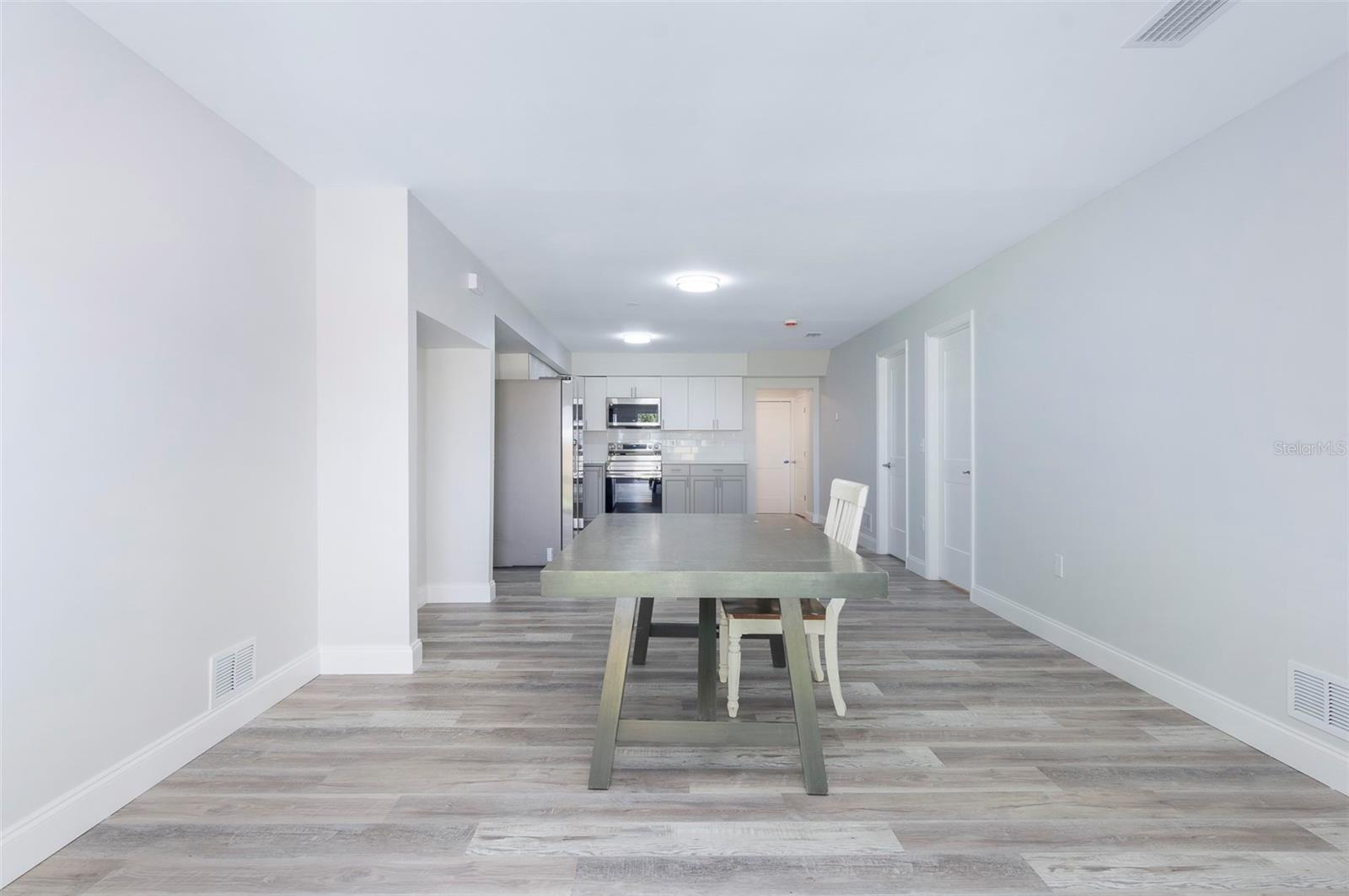 8180 42ND ST N #B — photo 6