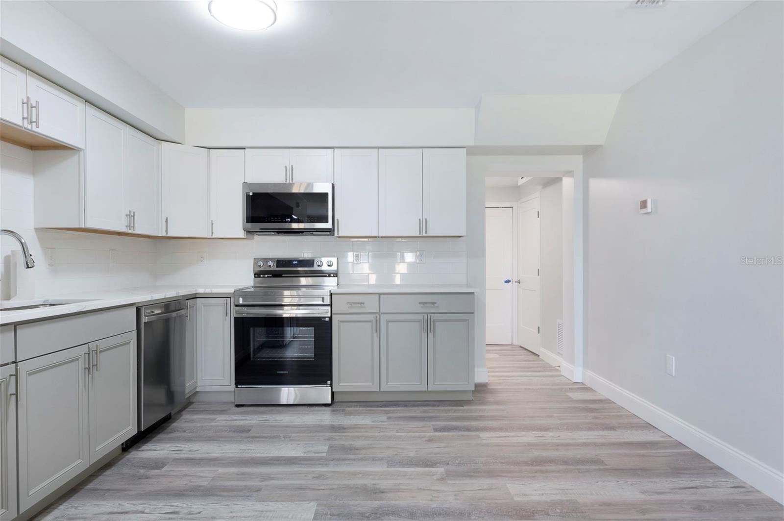 8180 42ND ST N #B — photo 2