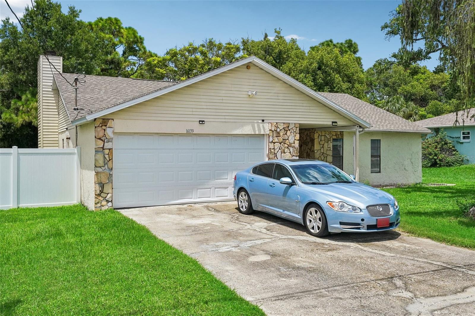 16139 VILLA DR — photo 39