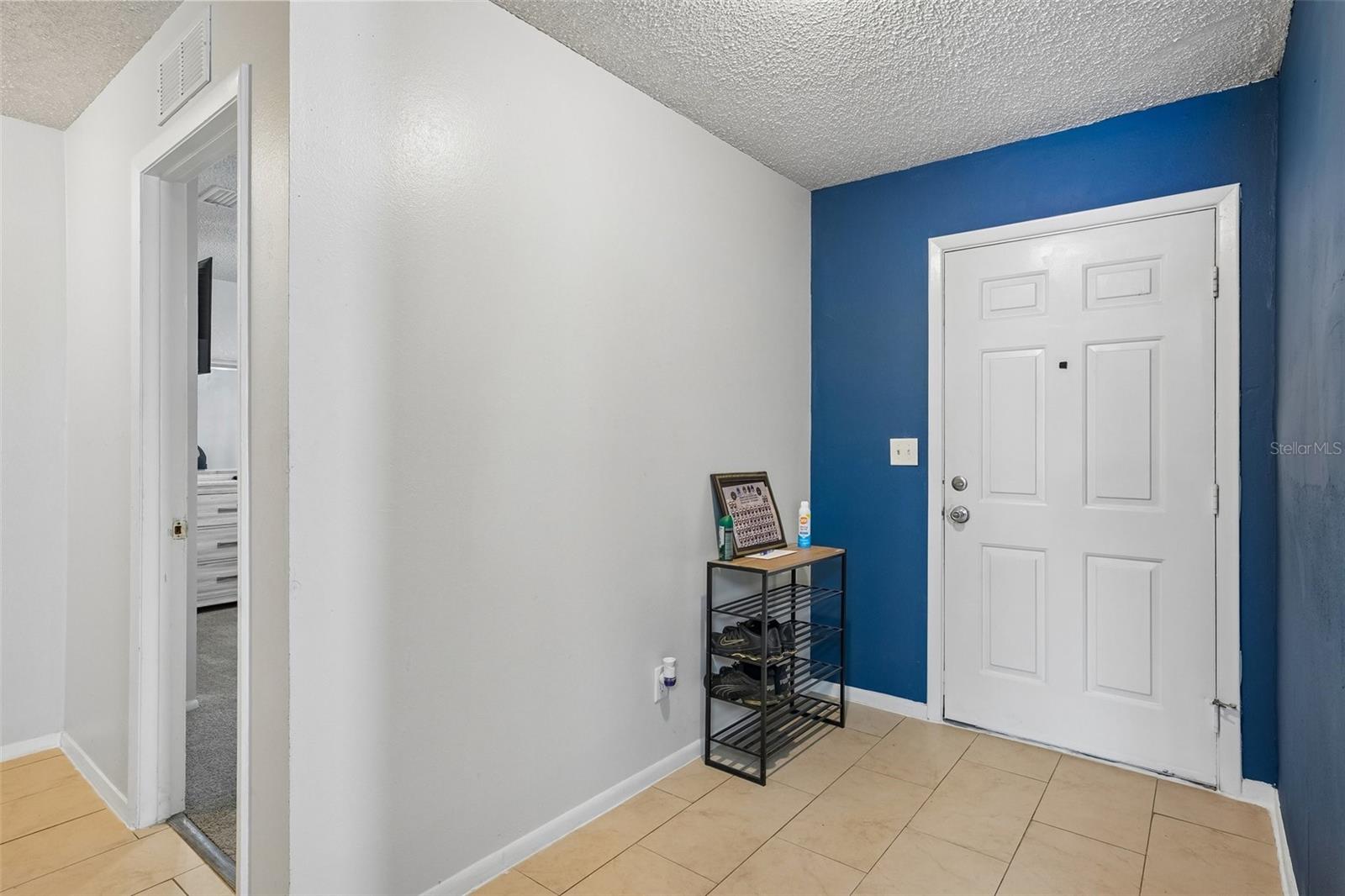 16139 VILLA DR — photo 6