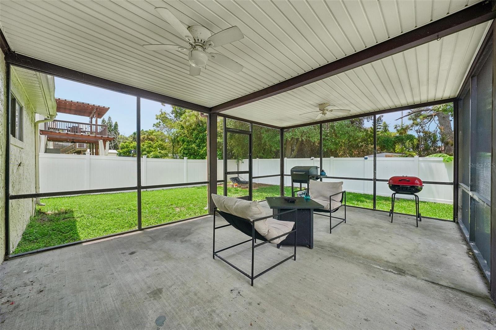 16139 VILLA DR — photo 30