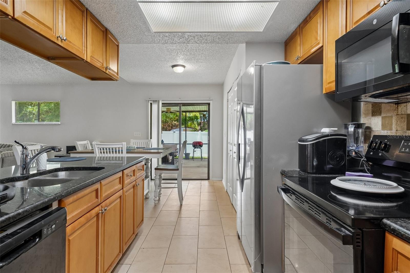 16139 VILLA DR — photo 18