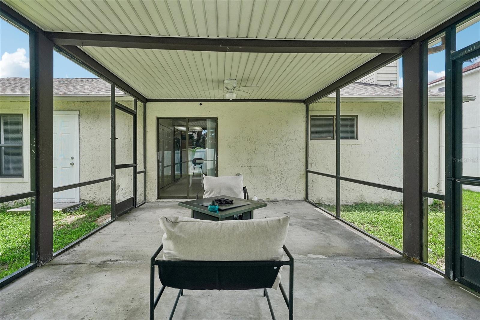 16139 VILLA DR — photo 32