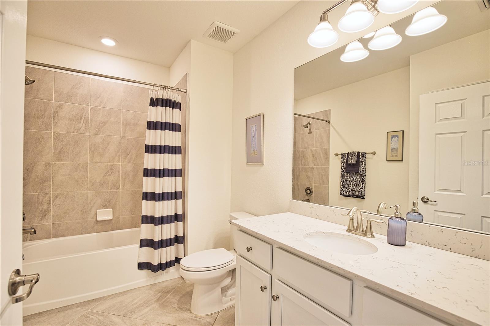 10042 CROOKED CREEK DR #102 — photo 28