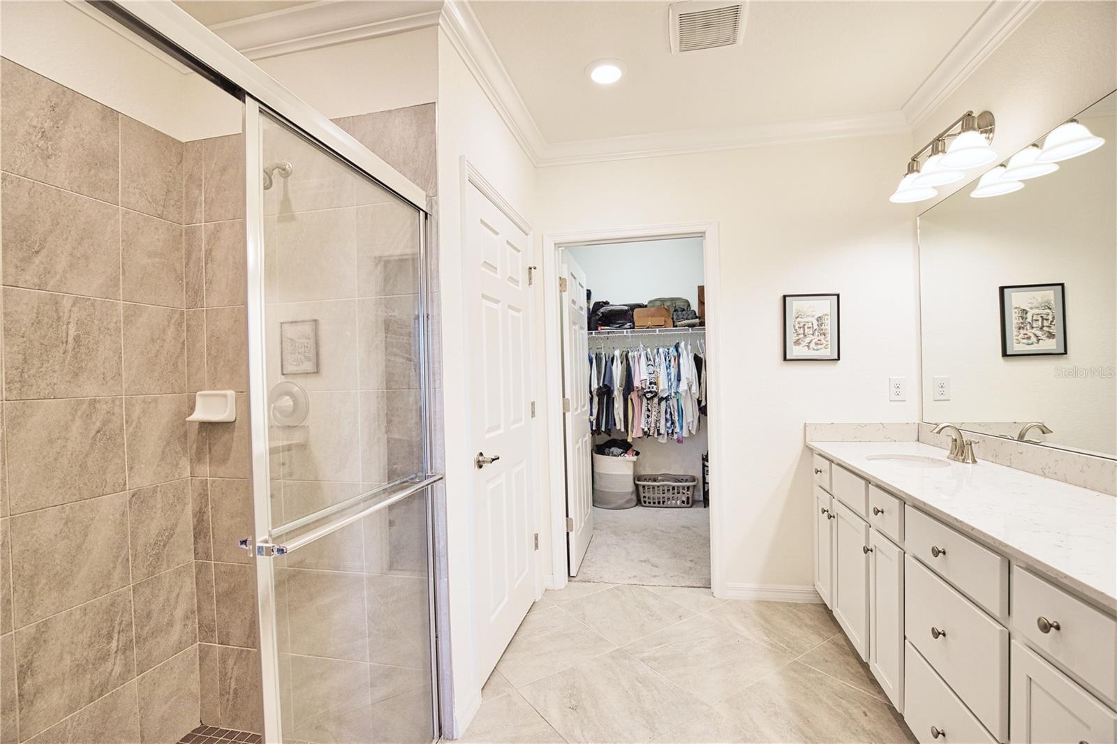 10042 CROOKED CREEK DR #102 — photo 25
