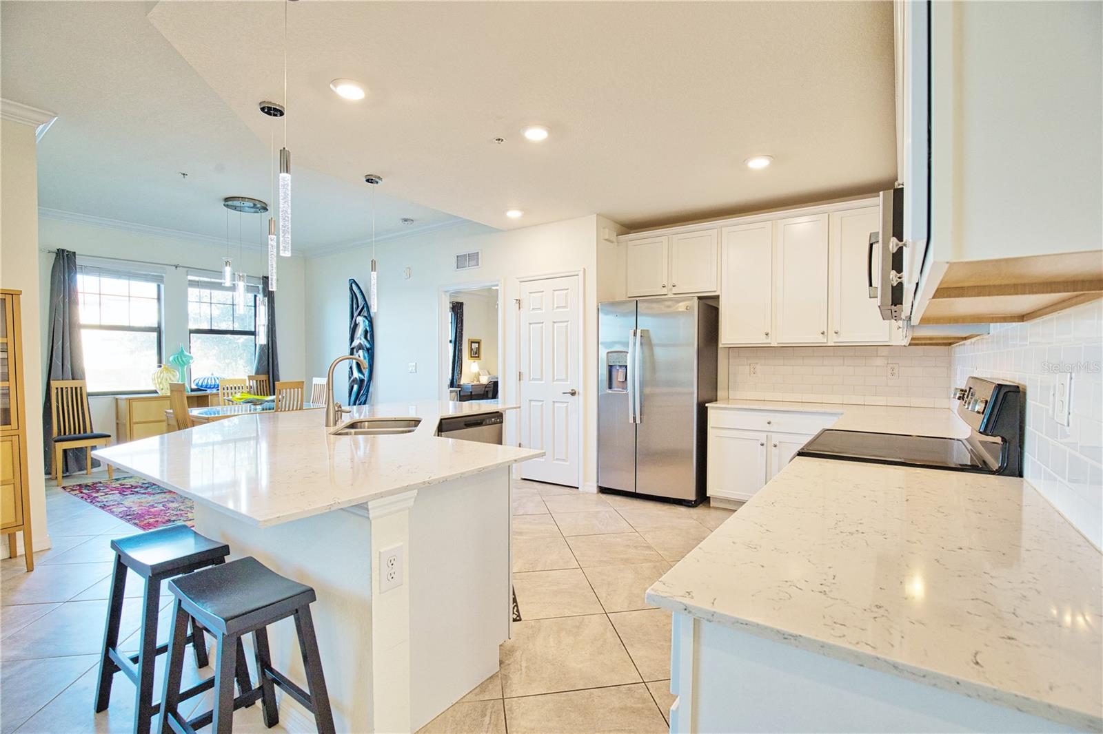 10042 CROOKED CREEK DR #102 — photo 10