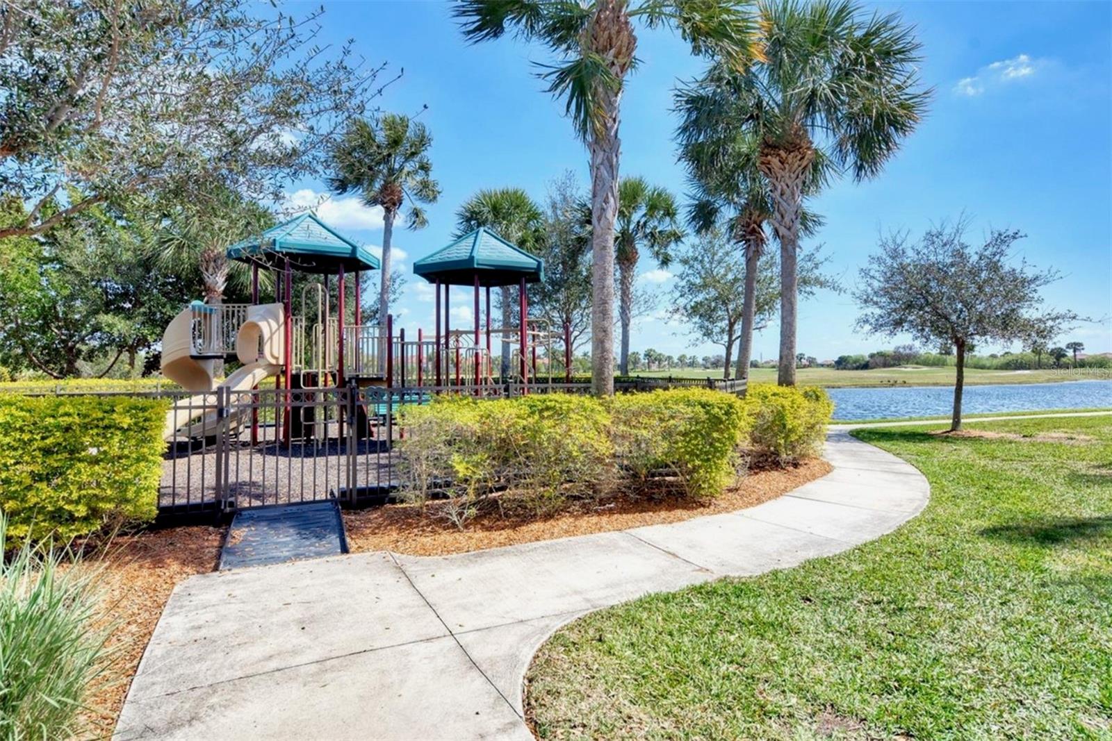 10042 CROOKED CREEK DR #102 — photo 48