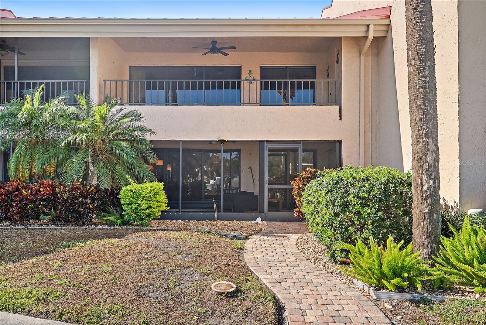 4780 BRITTANY DR S #11 — photo 33