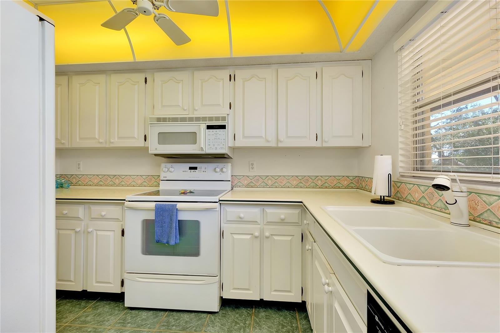 2280 STICKNEY POINT RD #432 — photo 3