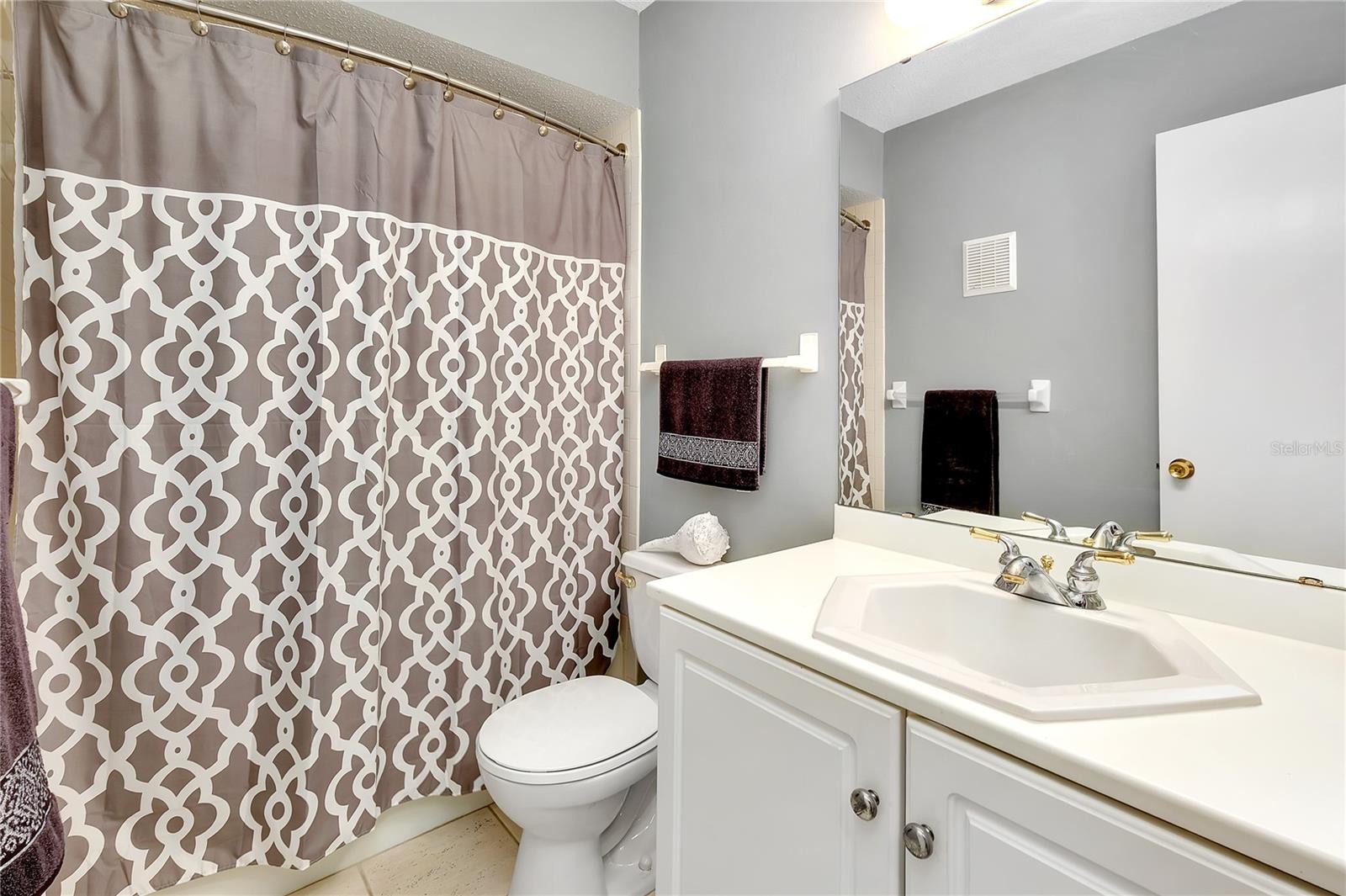 2280 STICKNEY POINT RD #432 — photo 21