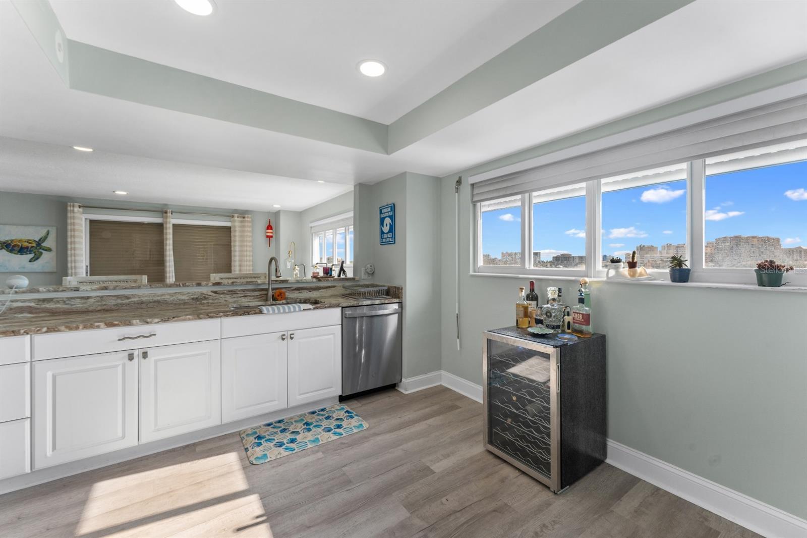 610 ISLAND WAY #408 — photo 8