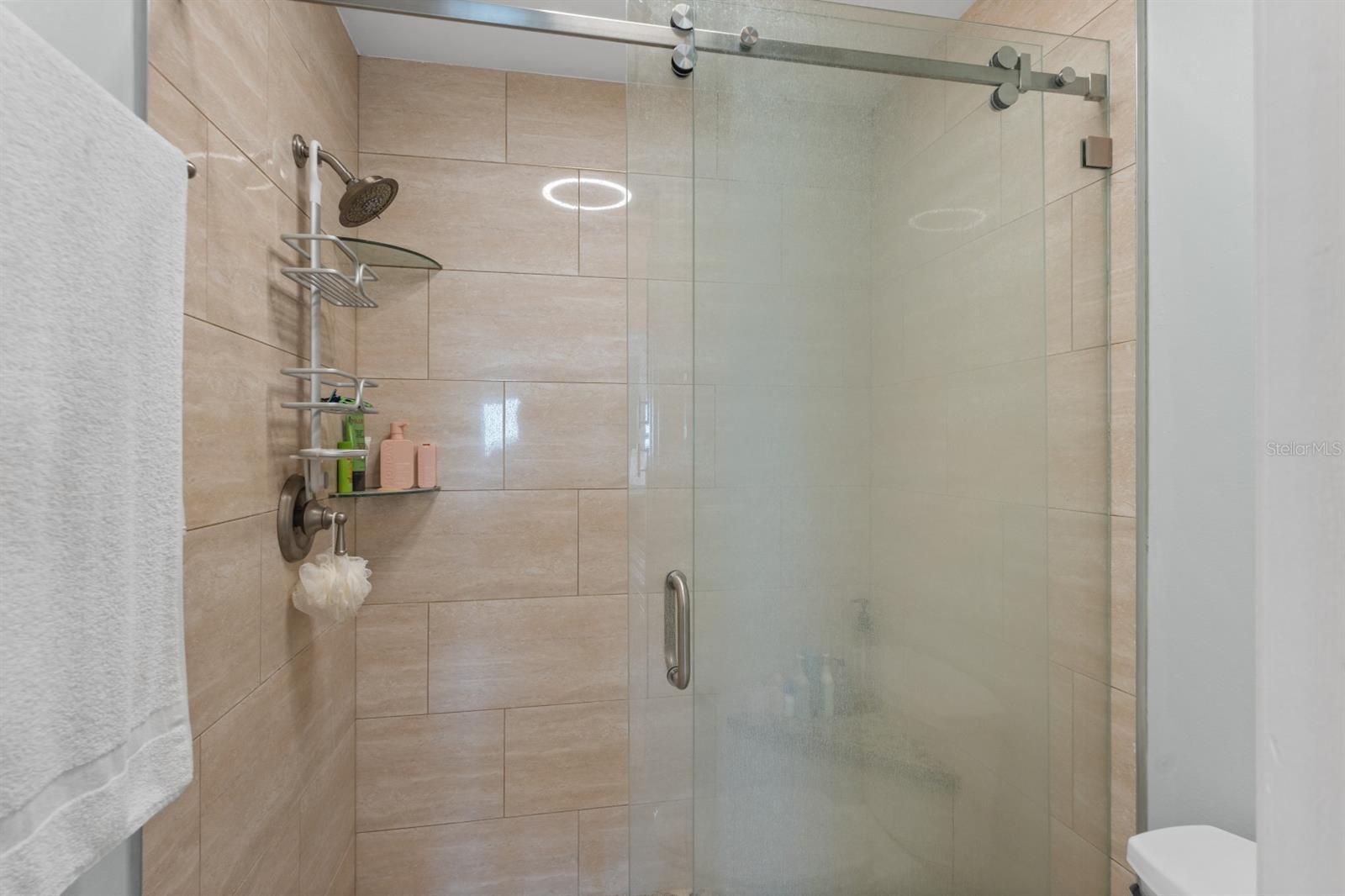 610 ISLAND WAY #408 — photo 38