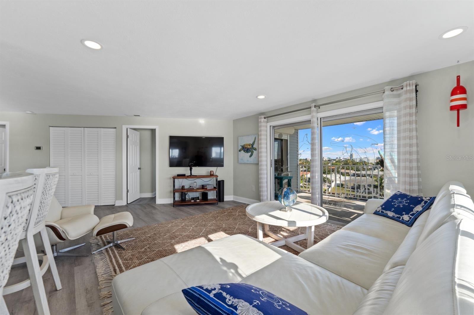 610 ISLAND WAY #408 — photo 19