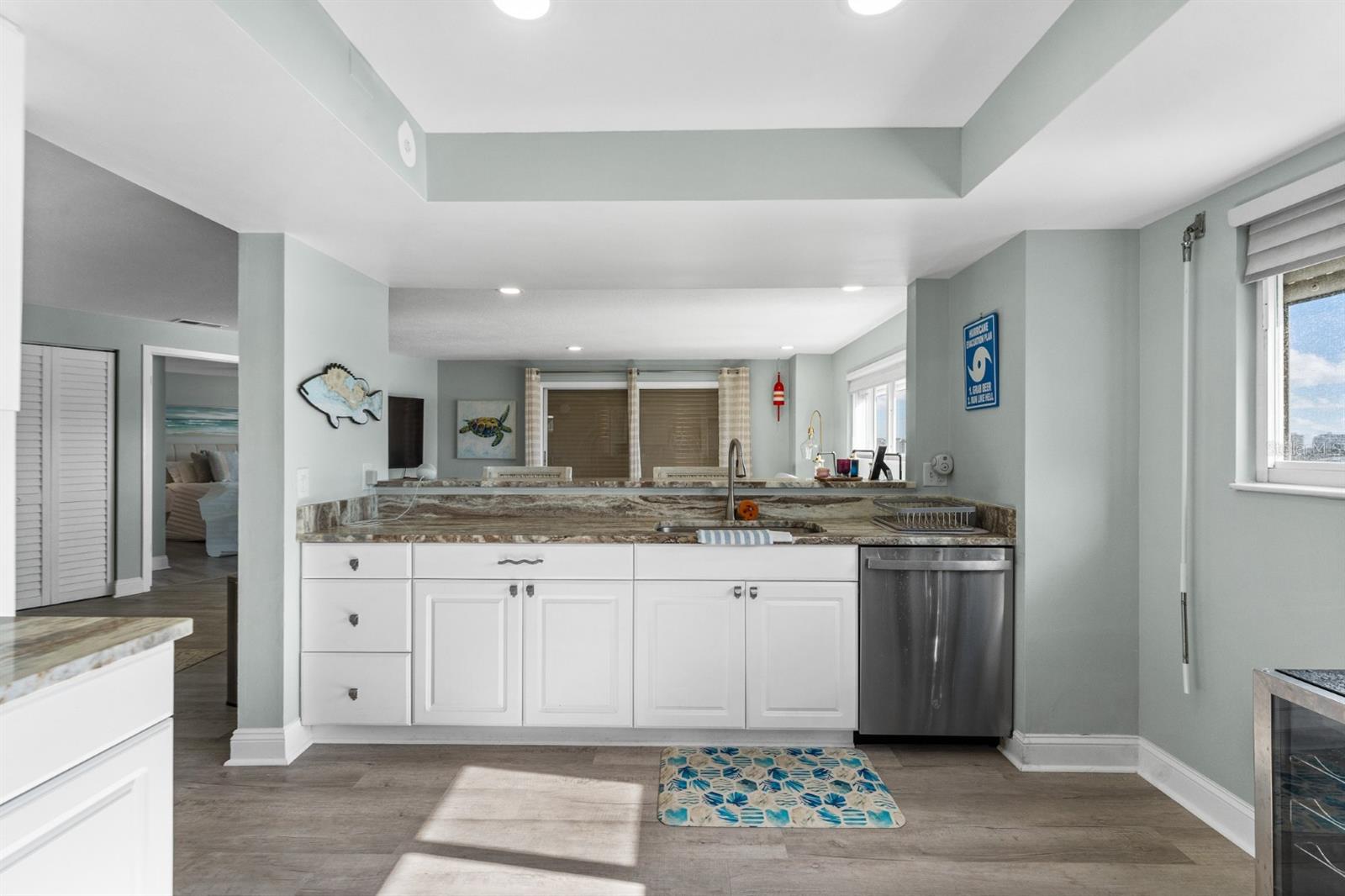610 ISLAND WAY #408 — photo 9