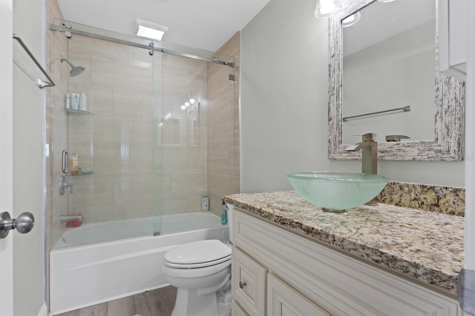 610 ISLAND WAY #408 — photo 37