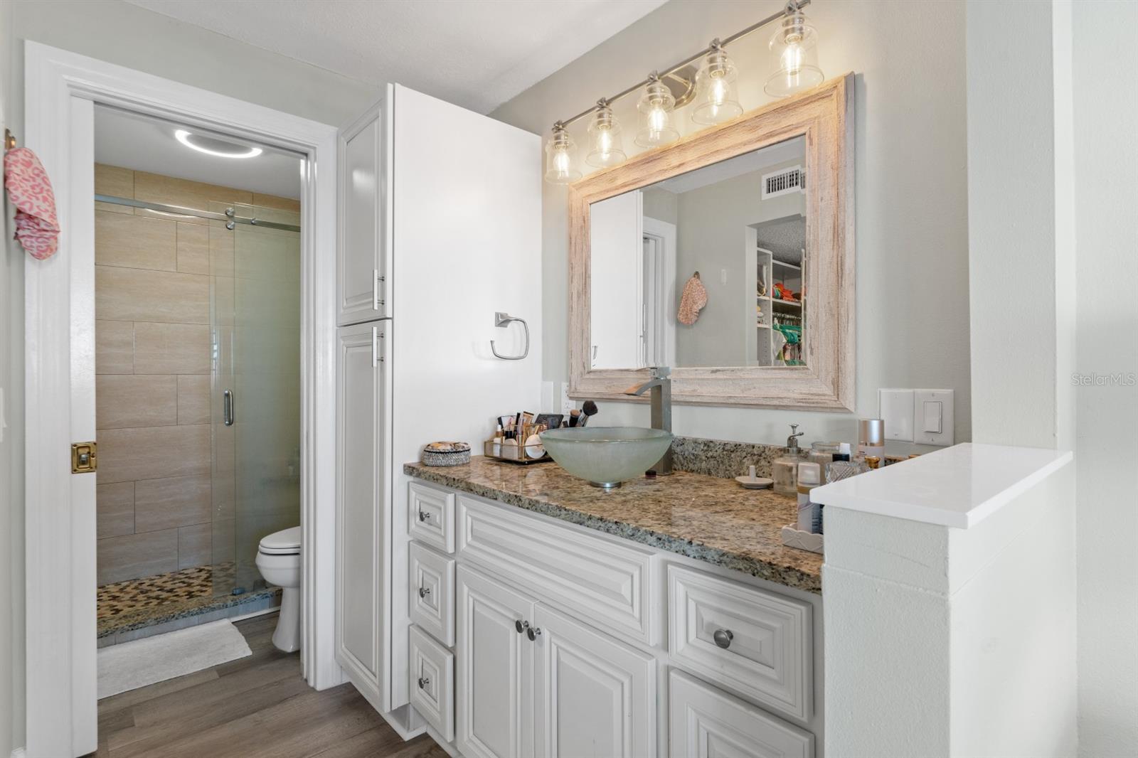 610 ISLAND WAY #408 — photo 28