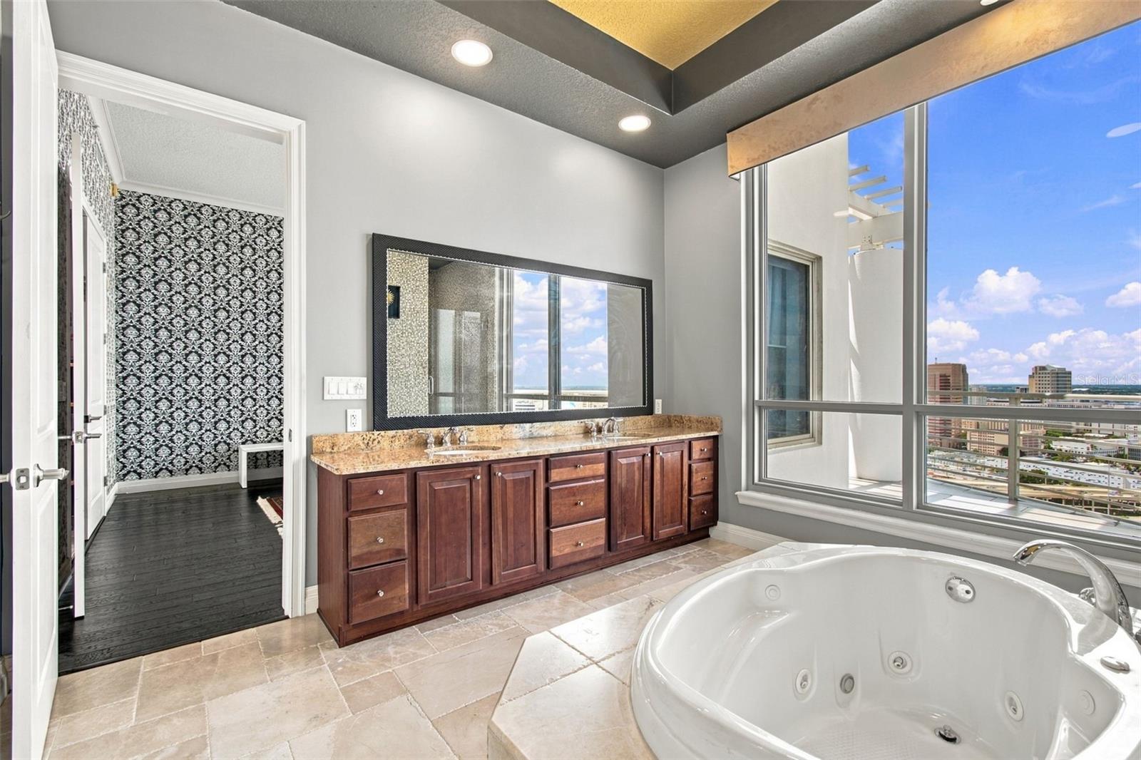 1209 E CUMBERLAND AVE #2901 — photo 40