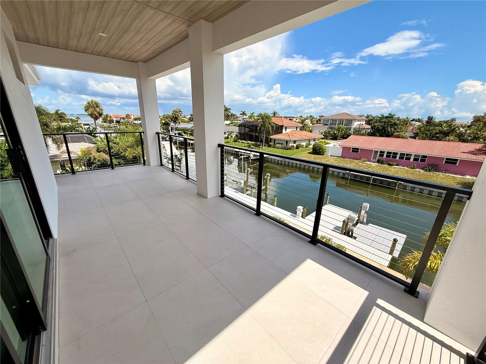 510 GOLF LINKS LN — photo 41