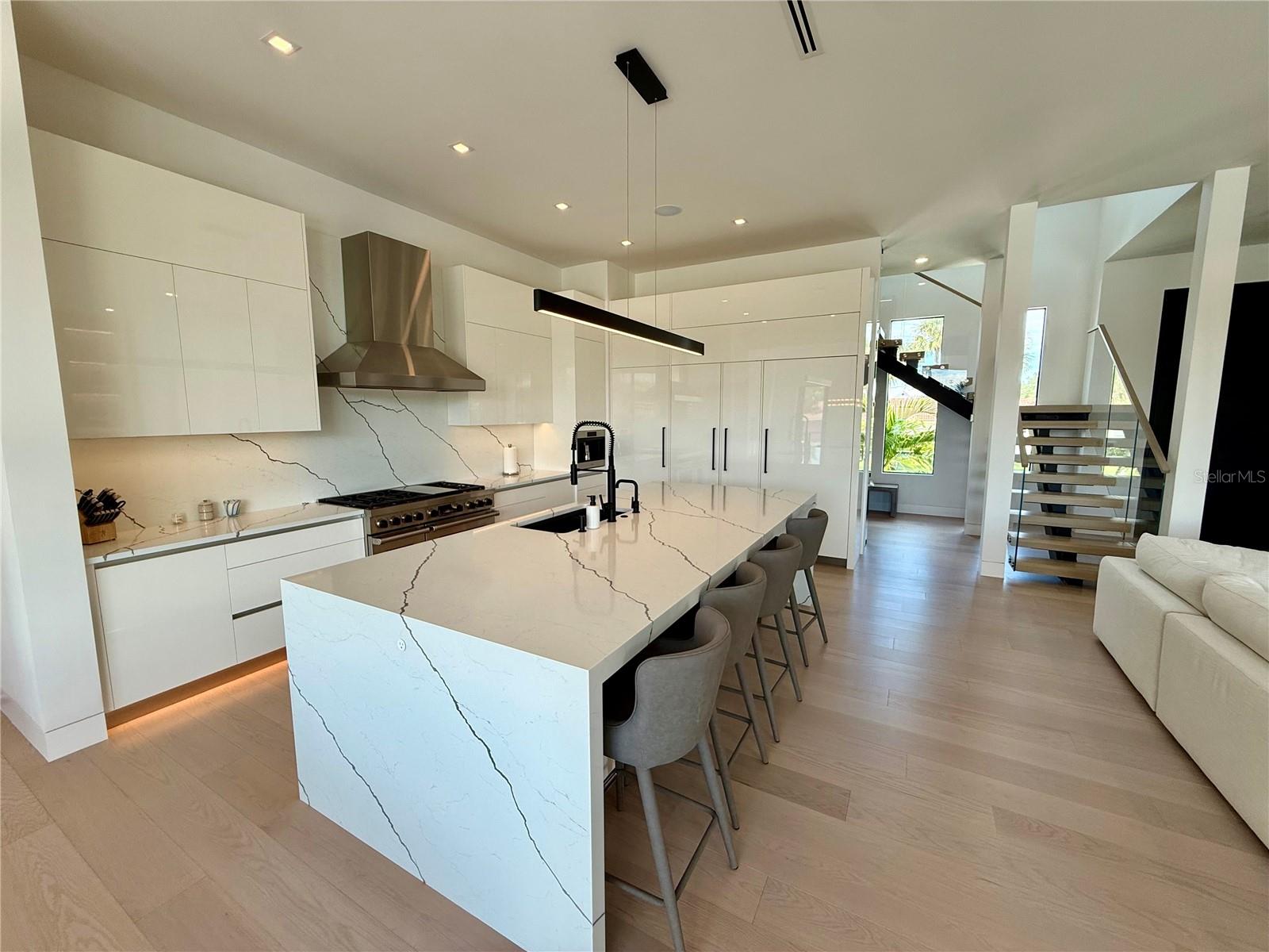 510 GOLF LINKS LN — photo 14