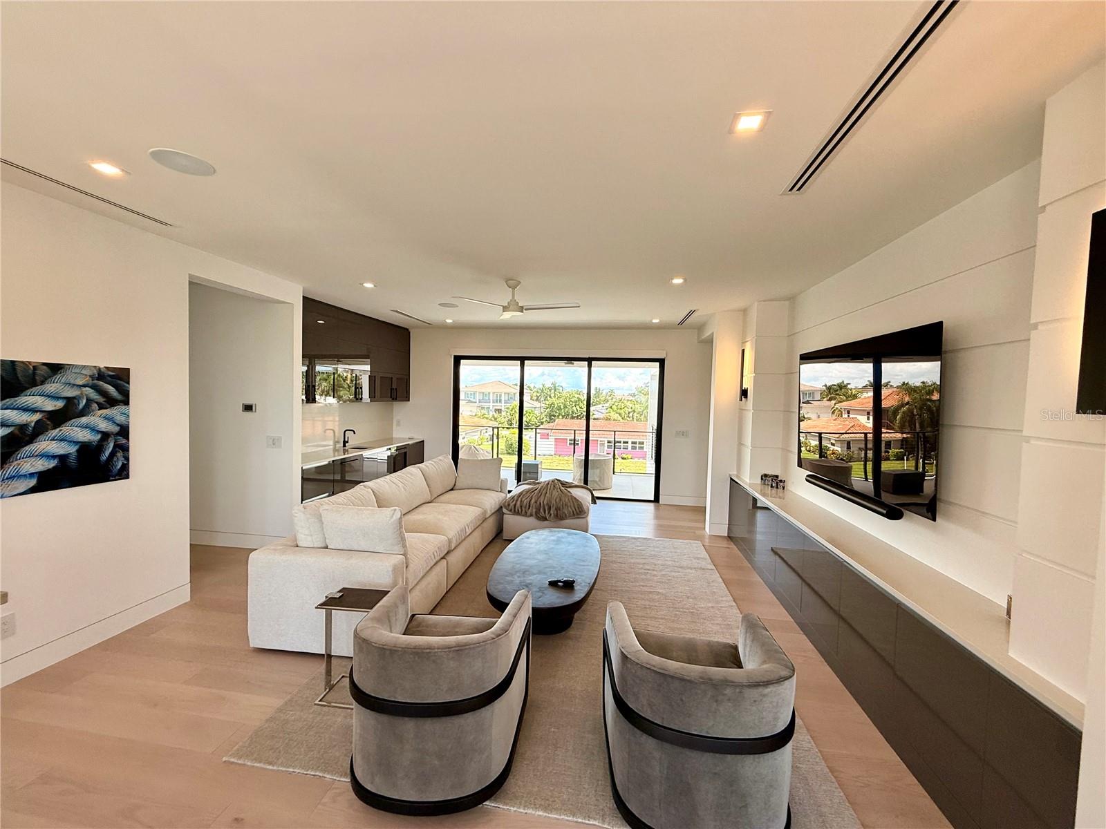 510 GOLF LINKS LN — photo 38