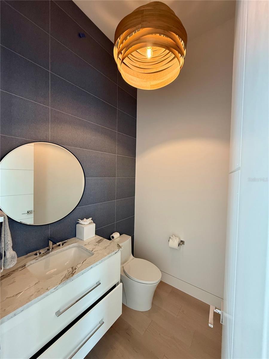 510 GOLF LINKS LN — photo 35
