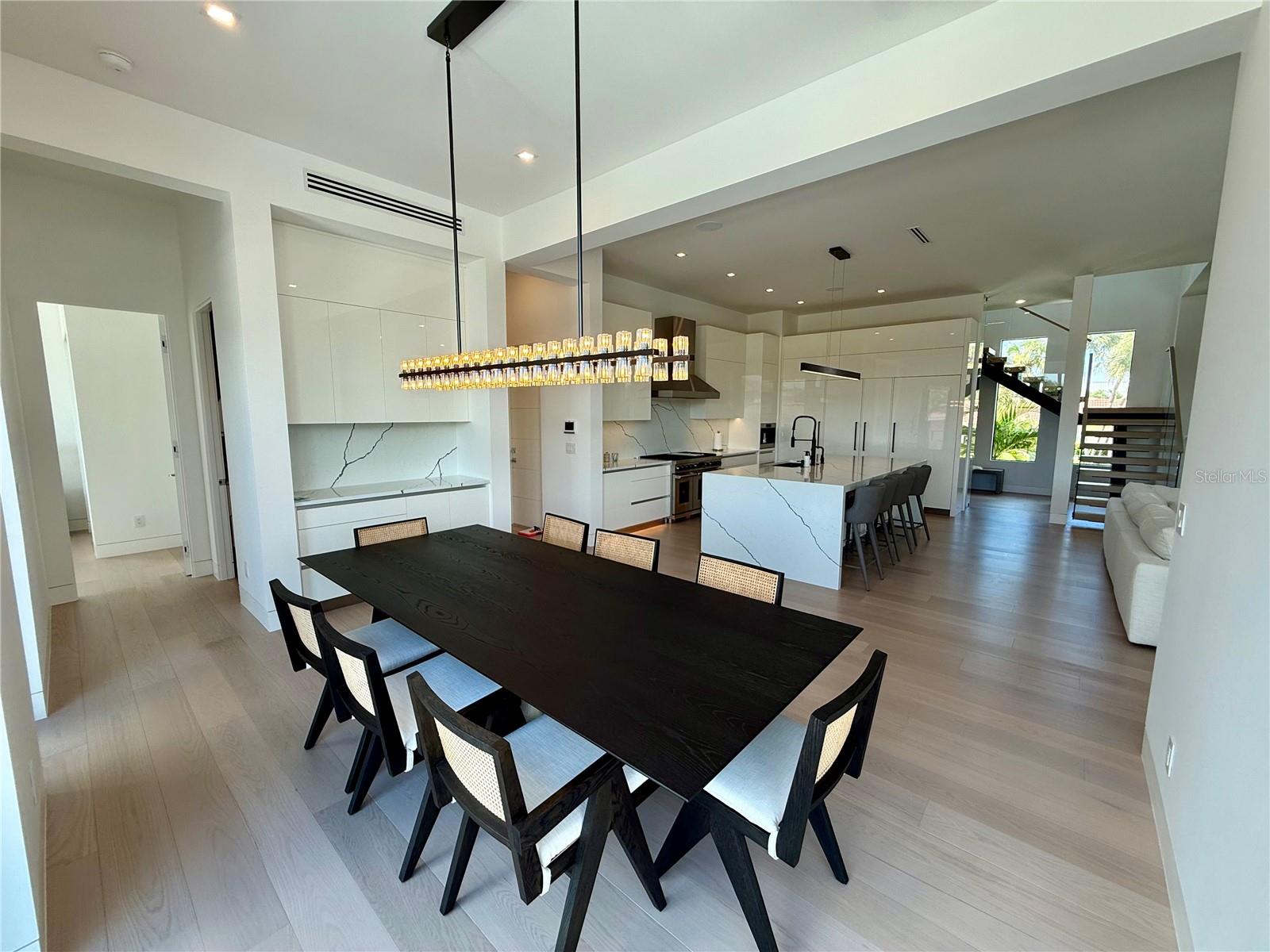 510 GOLF LINKS LN — photo 18