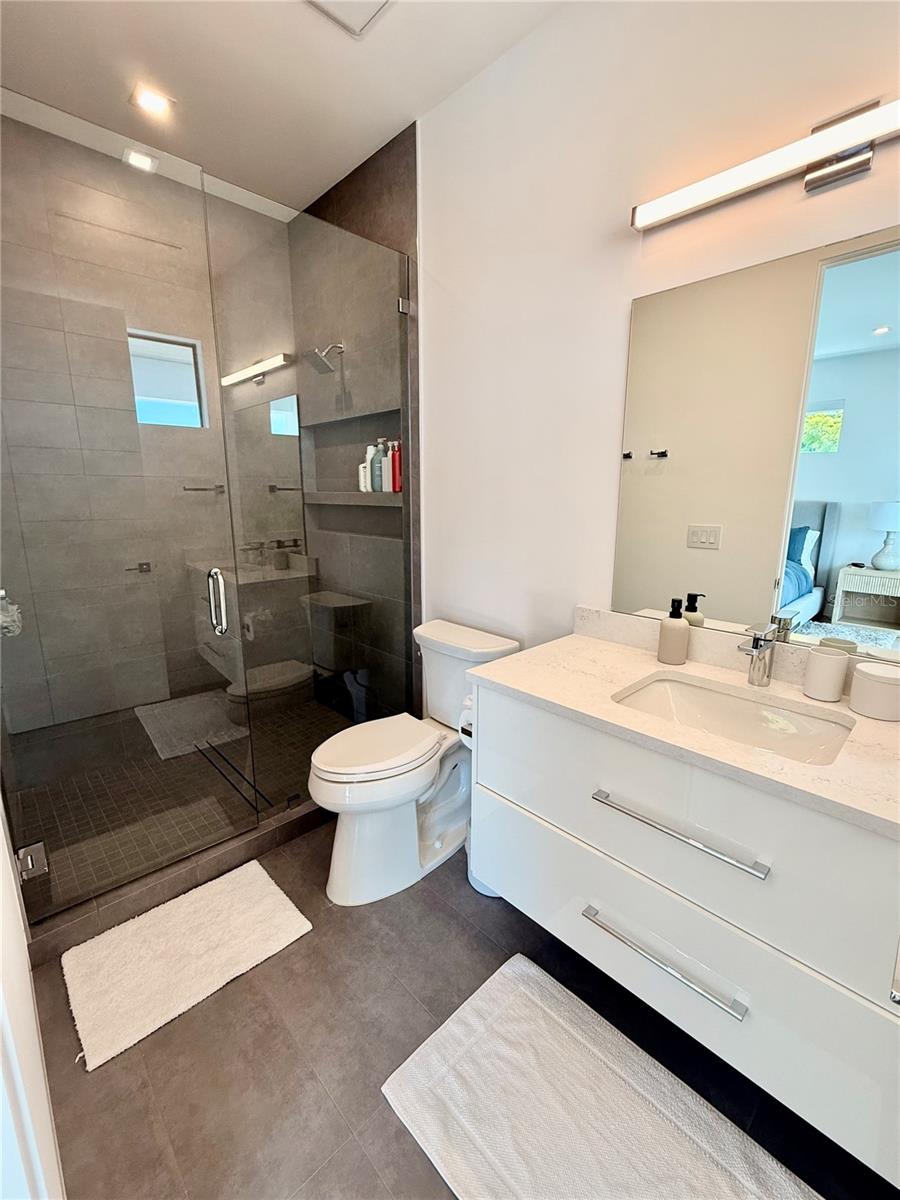 510 GOLF LINKS LN — photo 50