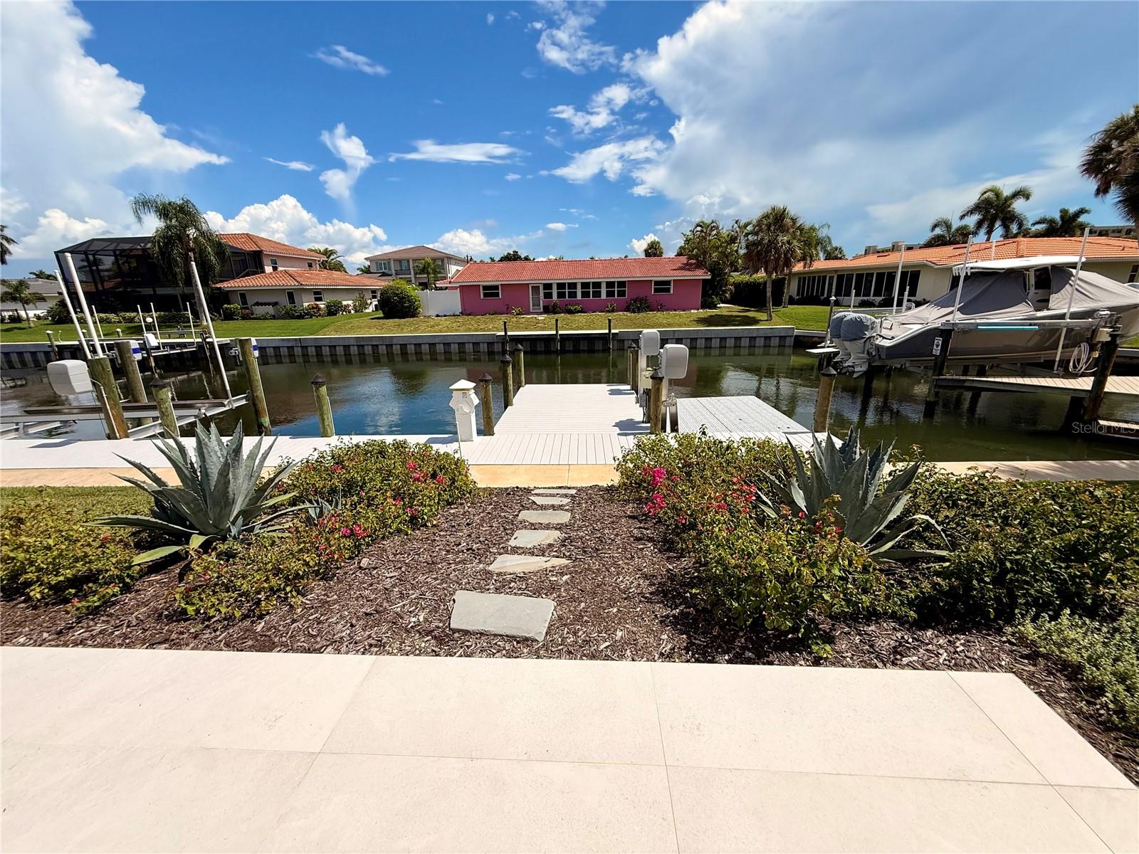 510 GOLF LINKS LN — photo 86